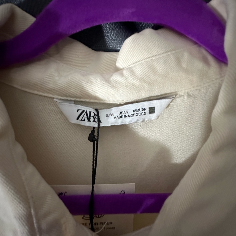 Zara Tiered Knee Length Longsleeves Dress - Picture 3 of 6